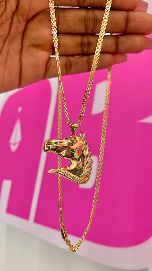 Tejido chino con dije caballo cz